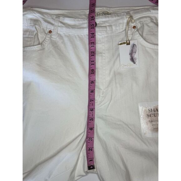 Jessica Simpson Adored Slim Bermuda Shorts Modest White Denim Jean Fray Hem 24W - Picture 12 of 16
